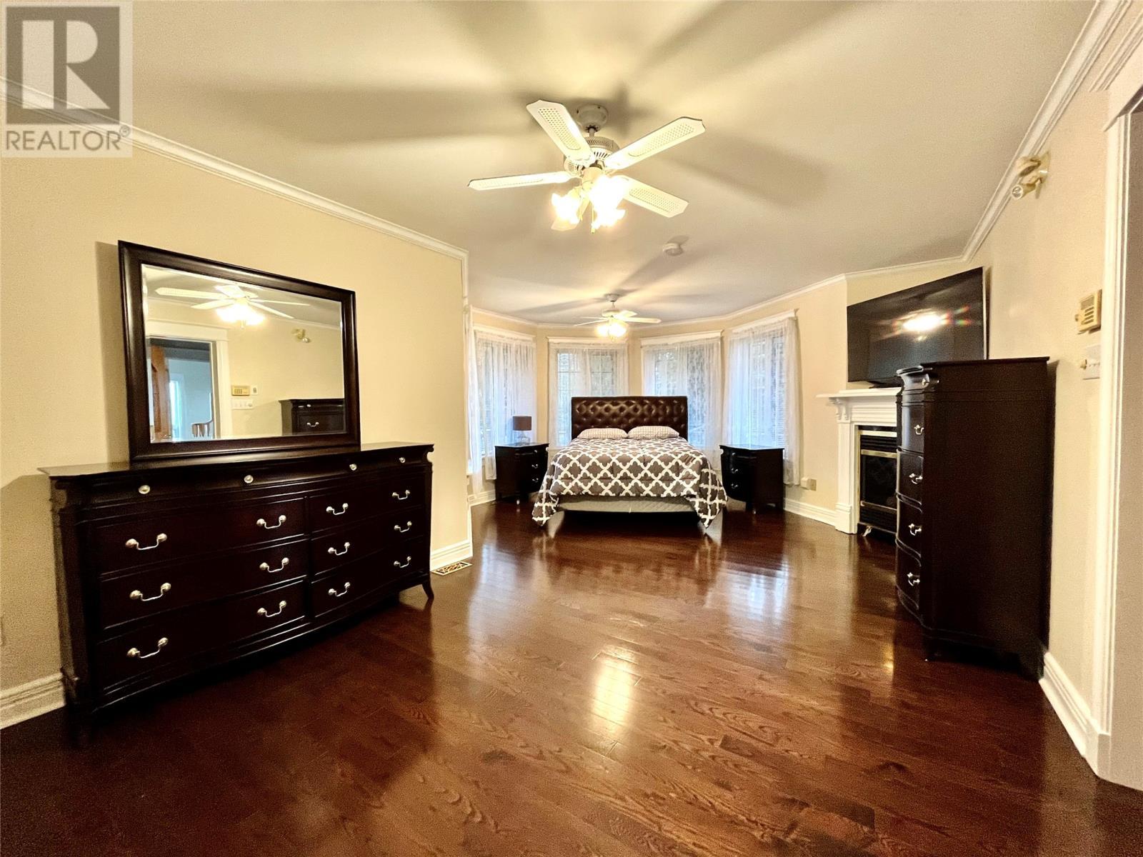 29-33 Motion Drive, Torbay, NL - Indoor