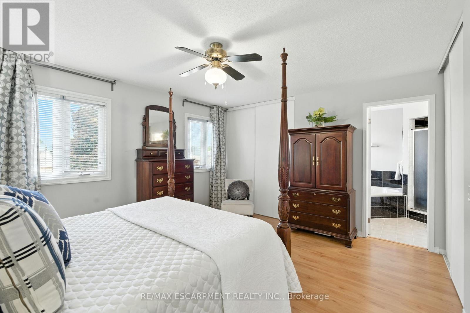 88 Grindstone Way, Hamilton, ON - Indoor Photo Showing Bedroom