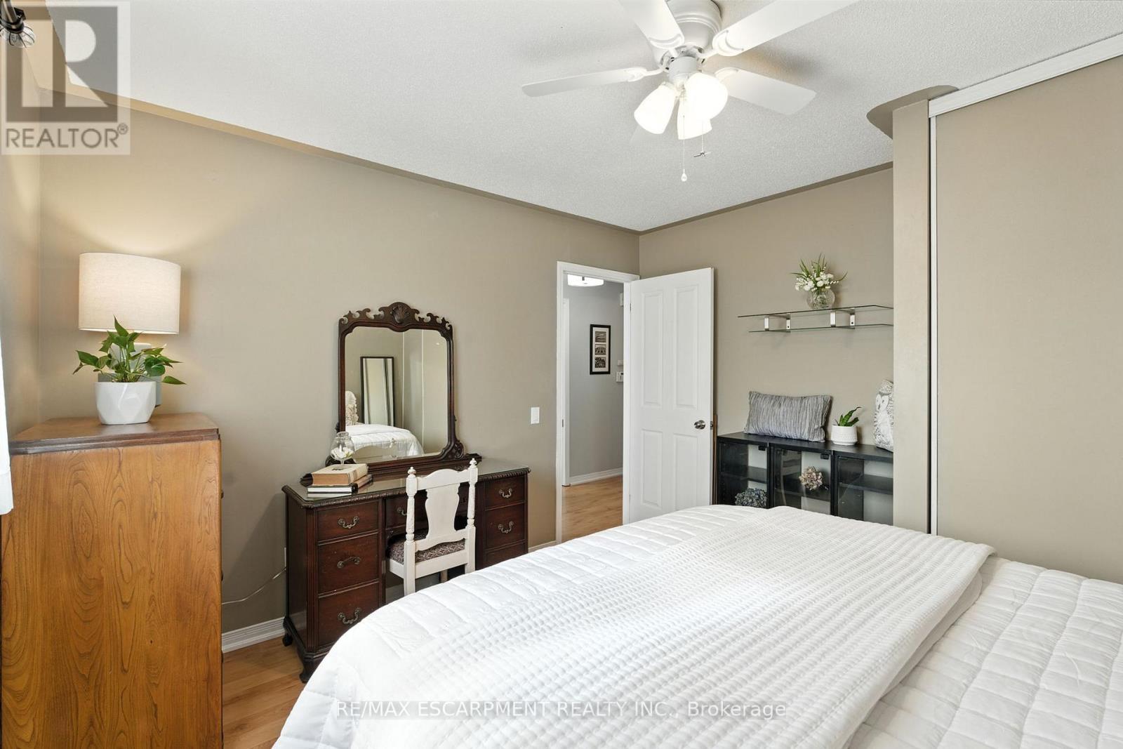 88 Grindstone Way, Hamilton, ON - Indoor Photo Showing Bedroom