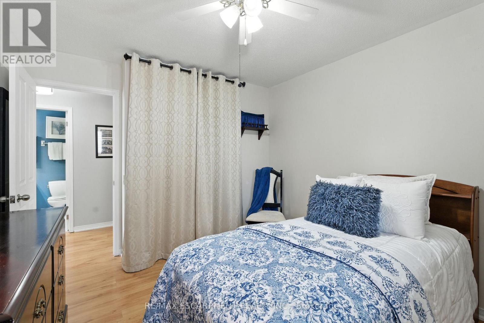 88 Grindstone Way, Hamilton, ON - Indoor Photo Showing Bedroom
