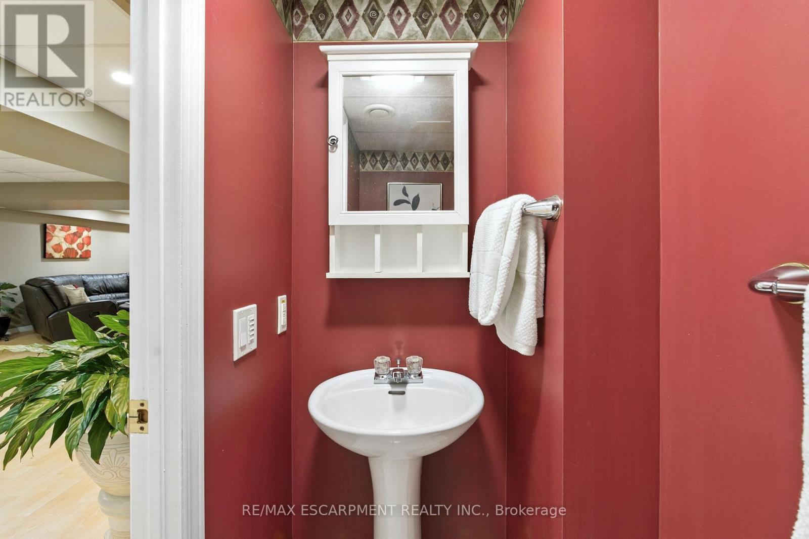 88 Grindstone Way, Hamilton, ON - Indoor Photo Showing Bathroom