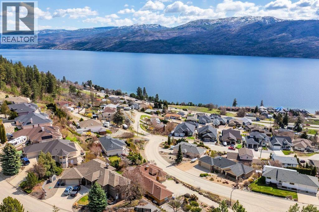 5205 Macneill Court, Peachland, BC - Outdoor With Body Of Water With View
