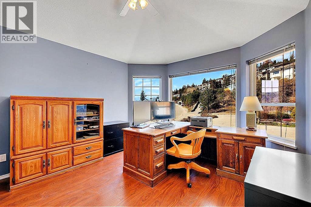 5205 Macneill Court, Peachland, BC - Indoor Photo Showing Office