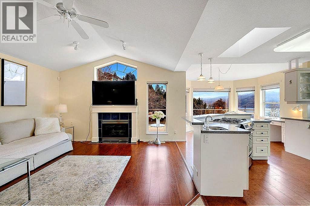5205 Macneill Court, Peachland, BC - Indoor With Fireplace