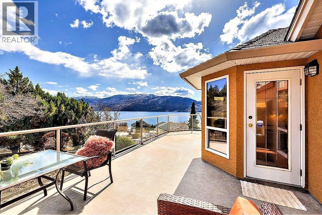 5205 Macneill Court, Peachland, BC - Outdoor With Body Of Water