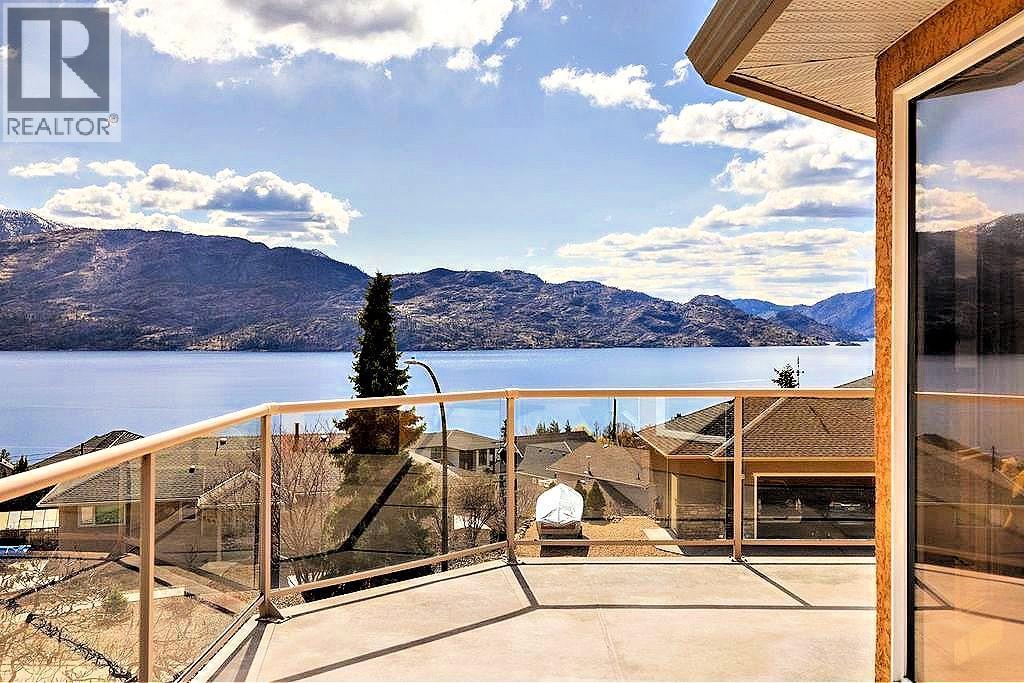 5205 Macneill Court, Peachland, BC - Outdoor With Body Of Water With View