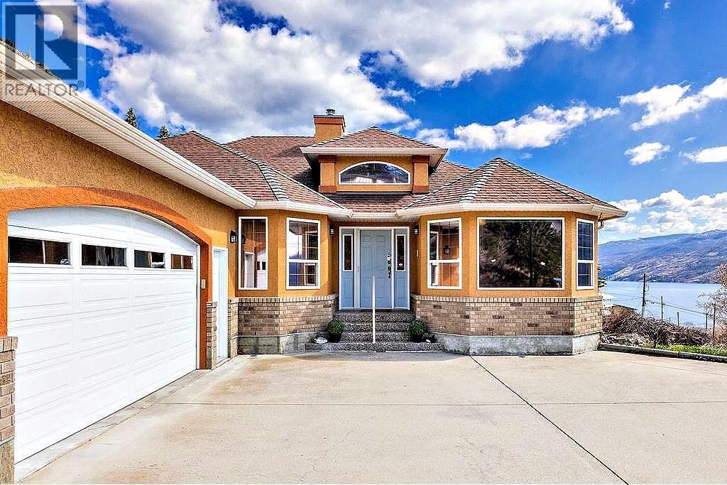 5205 Macneill Court, Peachland, BC - Outdoor