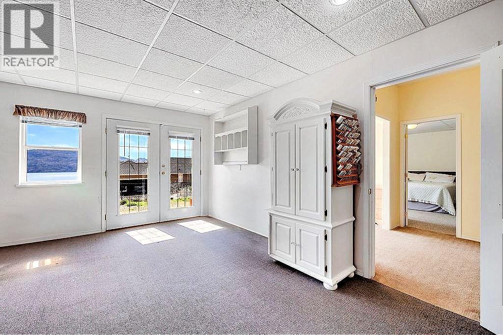 5205 Macneill Court, Peachland, BC - Indoor Photo Showing Other Room