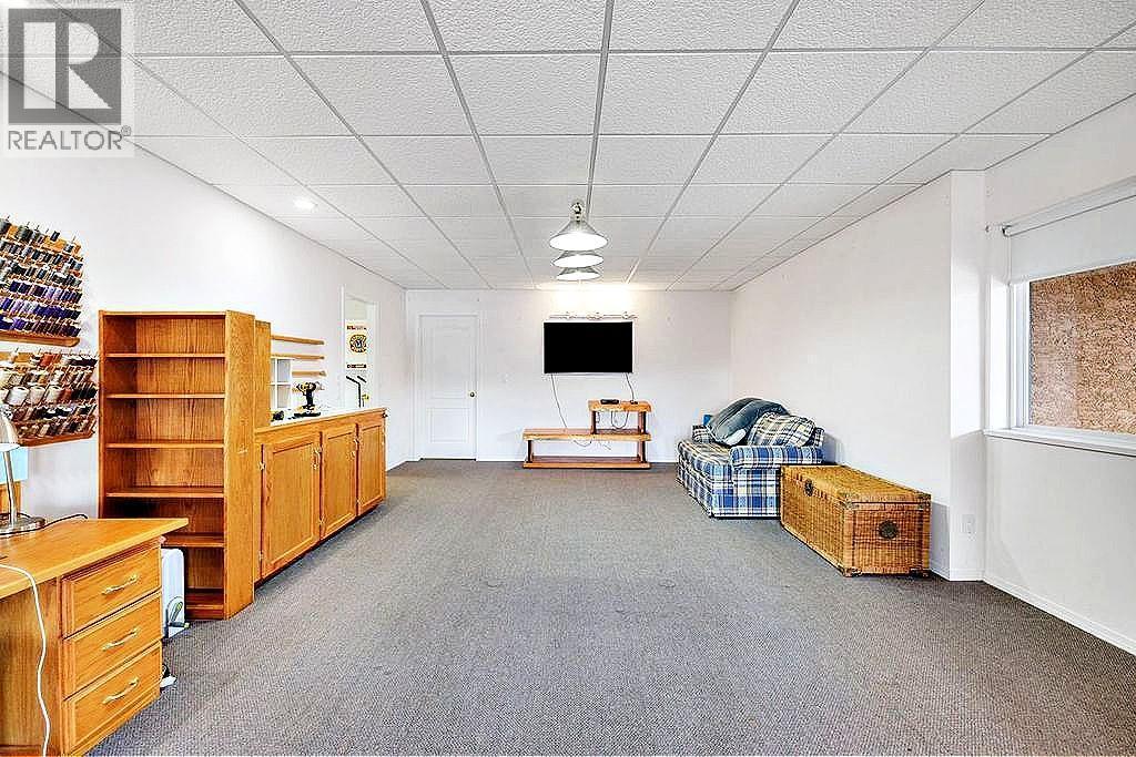 5205 Macneill Court, Peachland, BC - Indoor Photo Showing Other Room