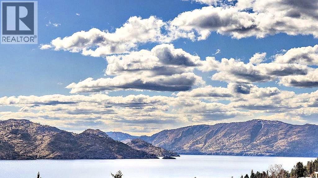 5205 Macneill Court, Peachland, BC - Outdoor With Body Of Water With View