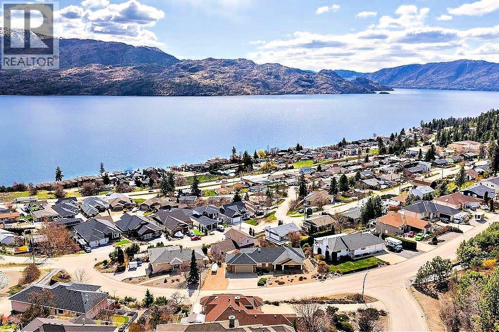 5205 Macneill Court, Peachland, BC - Outdoor With Body Of Water With View