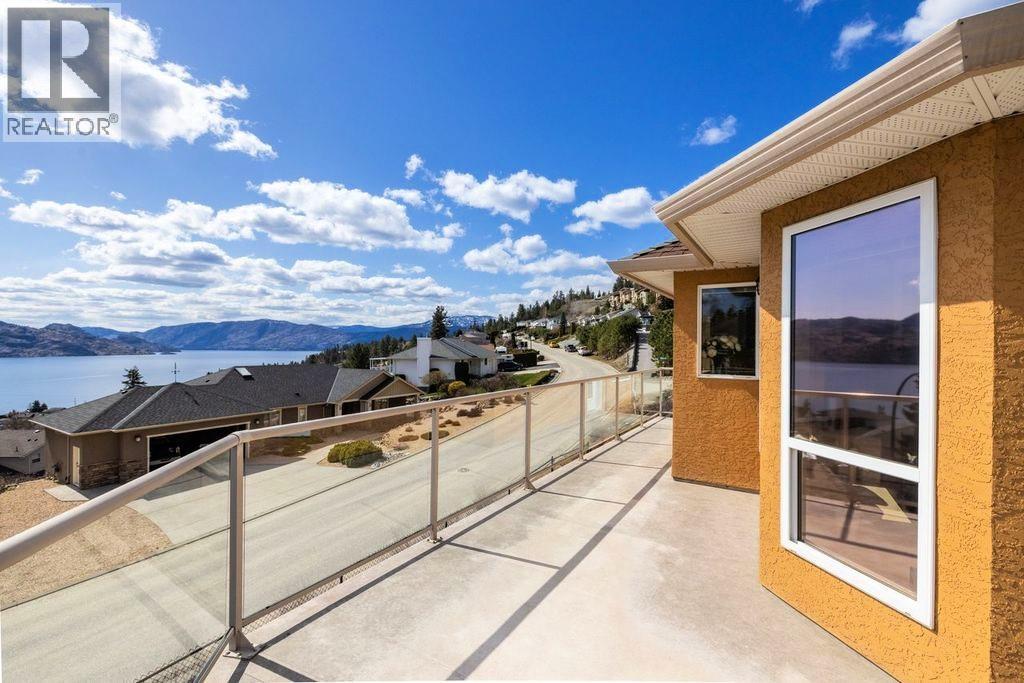 5205 Macneill Court, Peachland, BC - Outdoor With Body Of Water