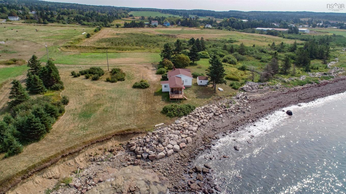 1472 Cape Split Rd Road, Scots Bay, NS