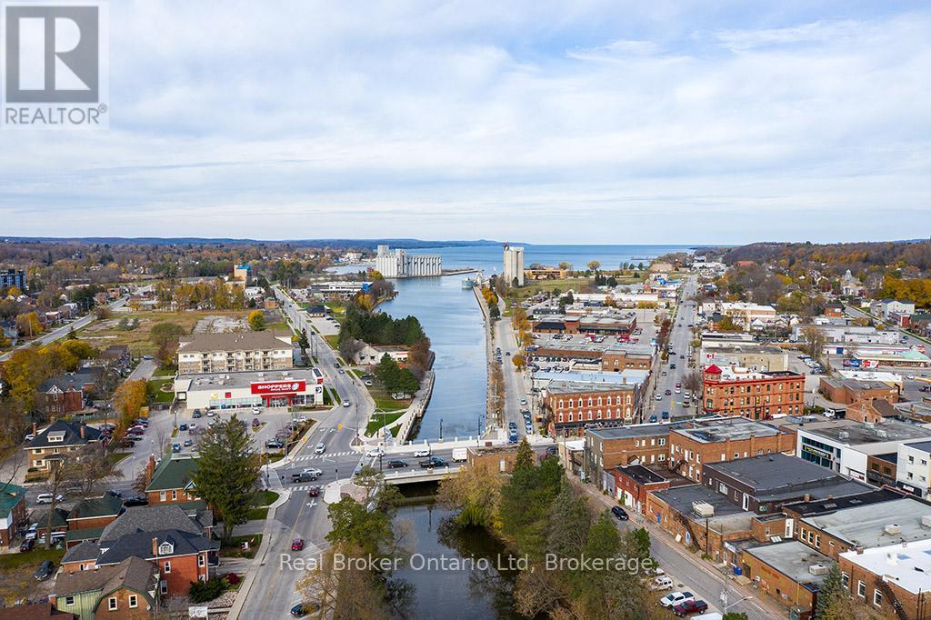 206 - 80 9Th Street E, Owen Sound, ON - Outdoor With Body Of Water With View