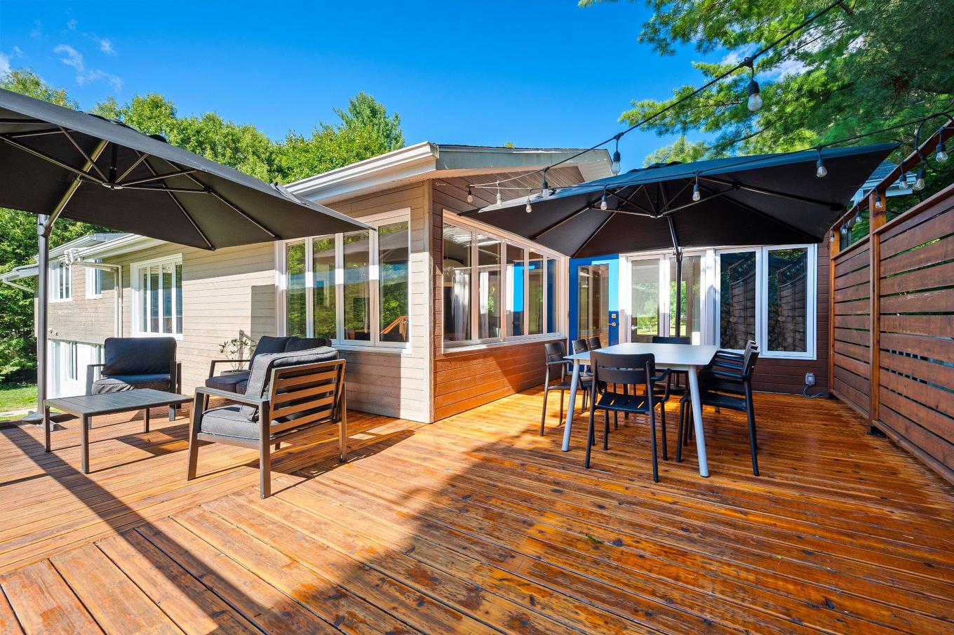 Véranda - 442 Mtée Des Trente, Mont-Saint-Hilaire, QC - Outdoor With Deck Patio Veranda With Exterior