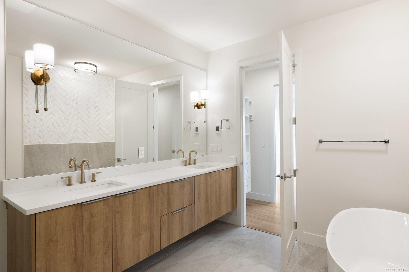 105-2332 Copper Rock Crt, Langford, BC