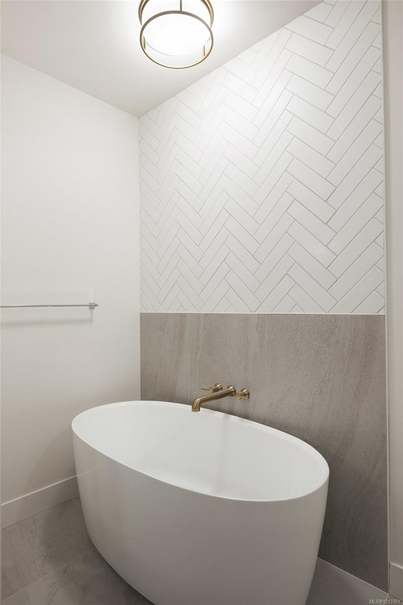 105-2332 Copper Rock Crt, Langford, BC