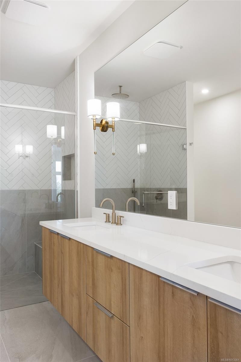 105-2332 Copper Rock Crt, Langford, BC