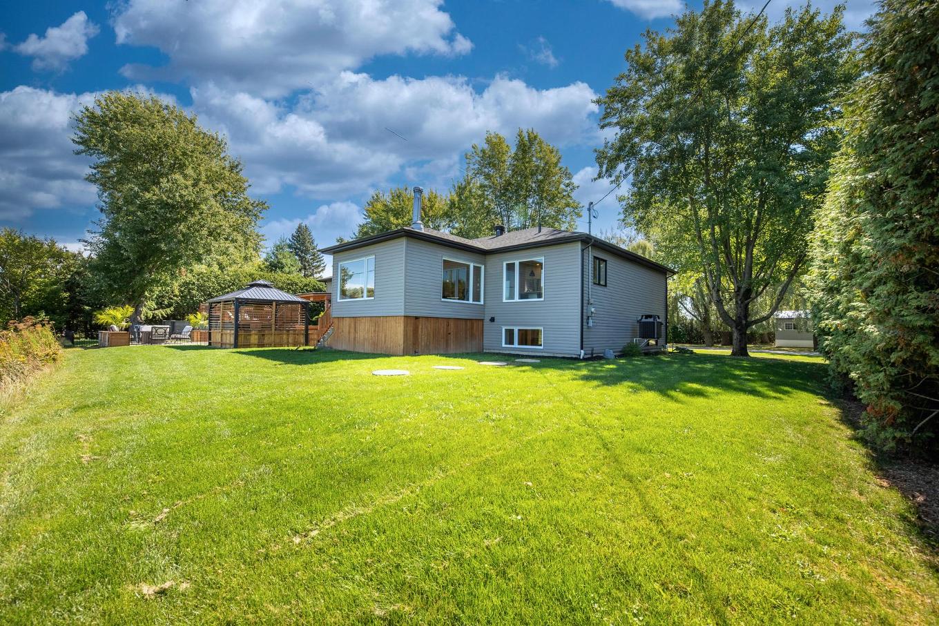 Back facade - 29 Rue Tessier, Saint-Jean-Sur-Richelieu, QC - Outdoor