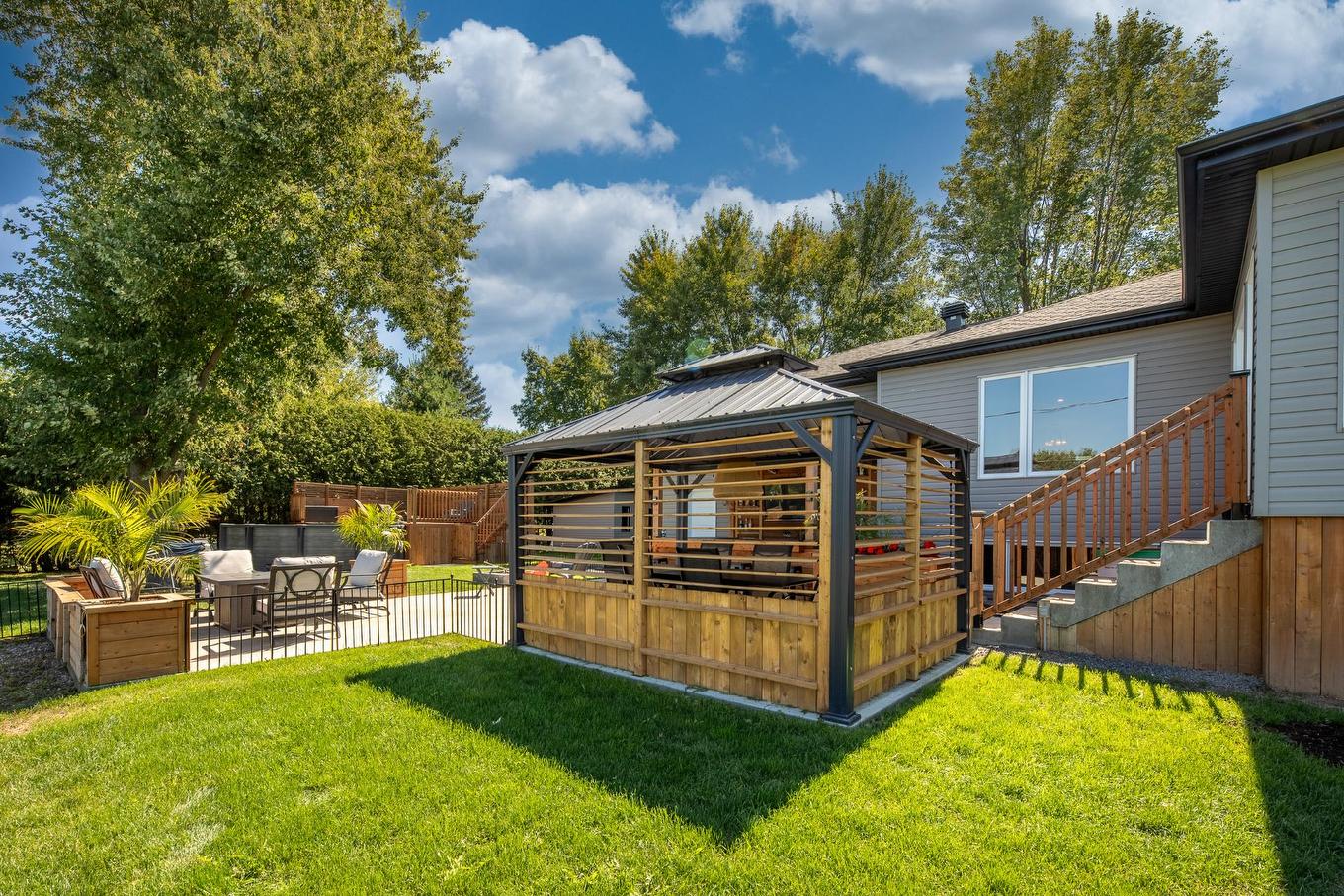 Backyard - 29 Rue Tessier, Saint-Jean-Sur-Richelieu, QC - Outdoor