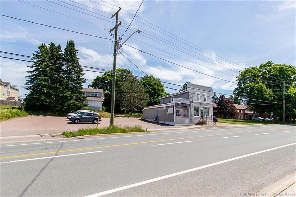 970 Amirault St, Dieppe, NB