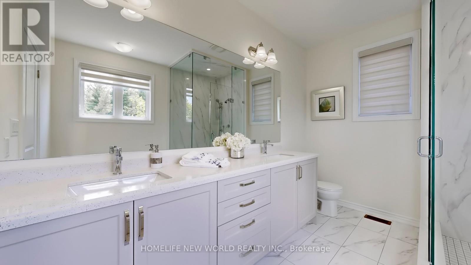 19 Ahchie Court, Vaughan, ON - Indoor Photo Showing Bathroom