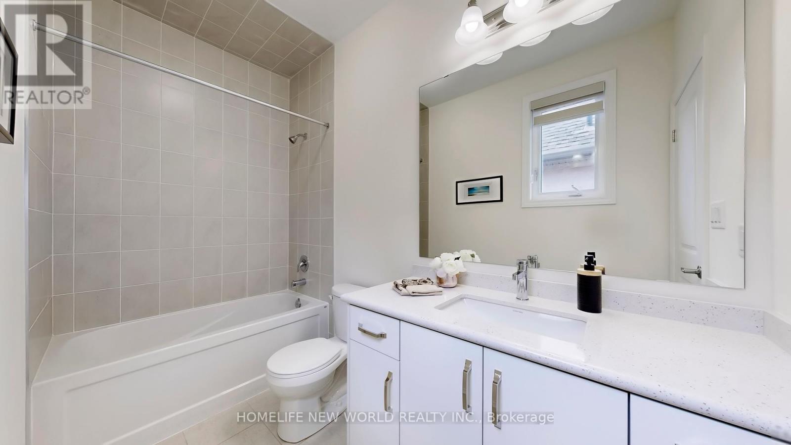 19 Ahchie Court, Vaughan, ON - Indoor Photo Showing Bathroom
