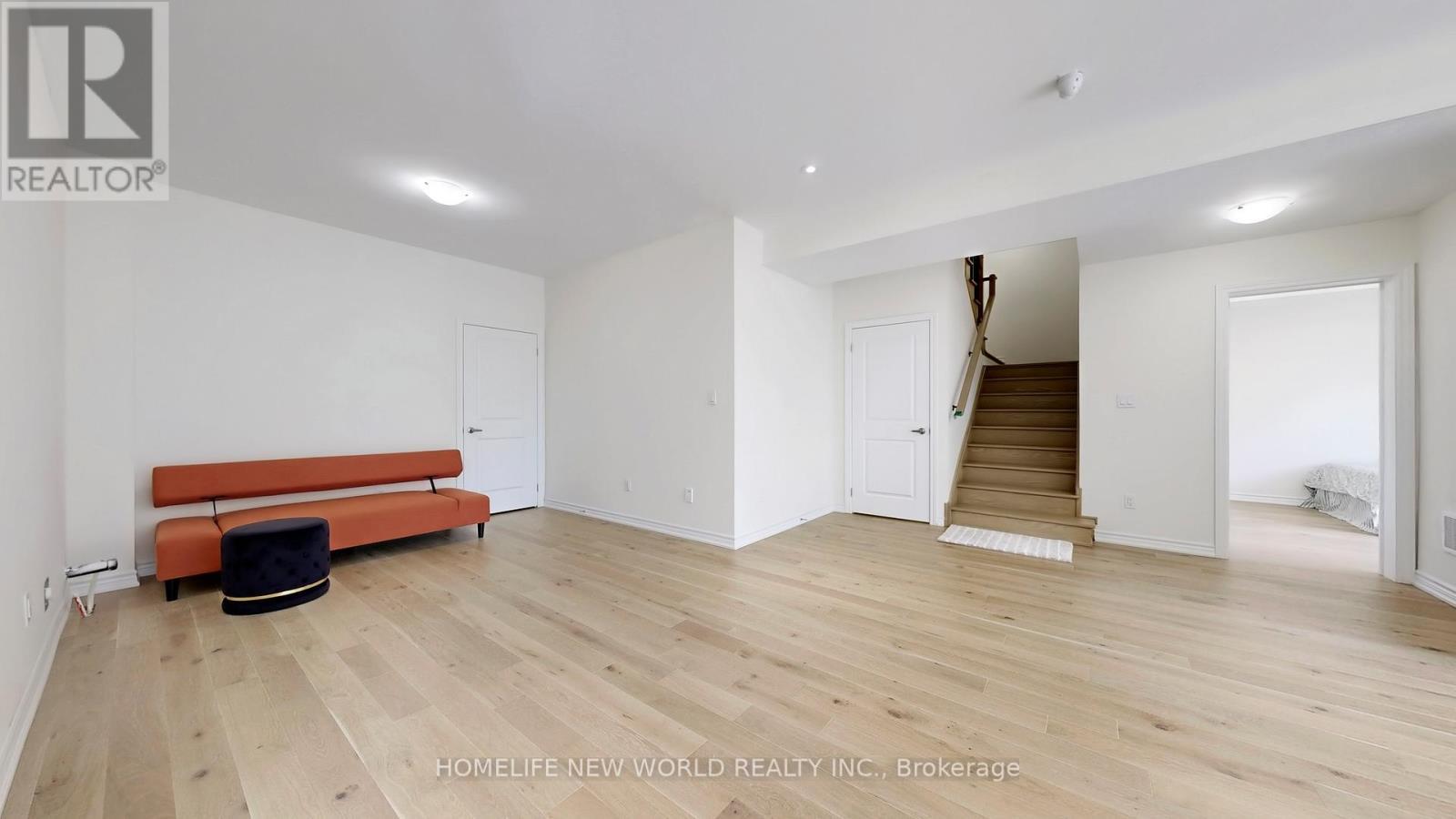 19 Ahchie Court, Vaughan, ON - Indoor Photo Showing Other Room