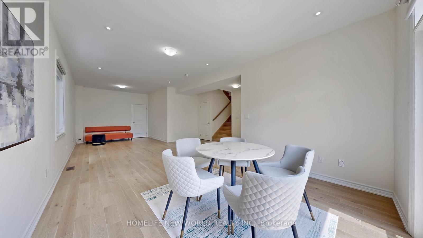 19 Ahchie Court, Vaughan, ON - Indoor Photo Showing Dining Room