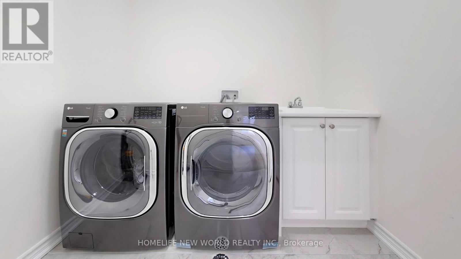 19 Ahchie Court, Vaughan, ON - Indoor Photo Showing Laundry Room