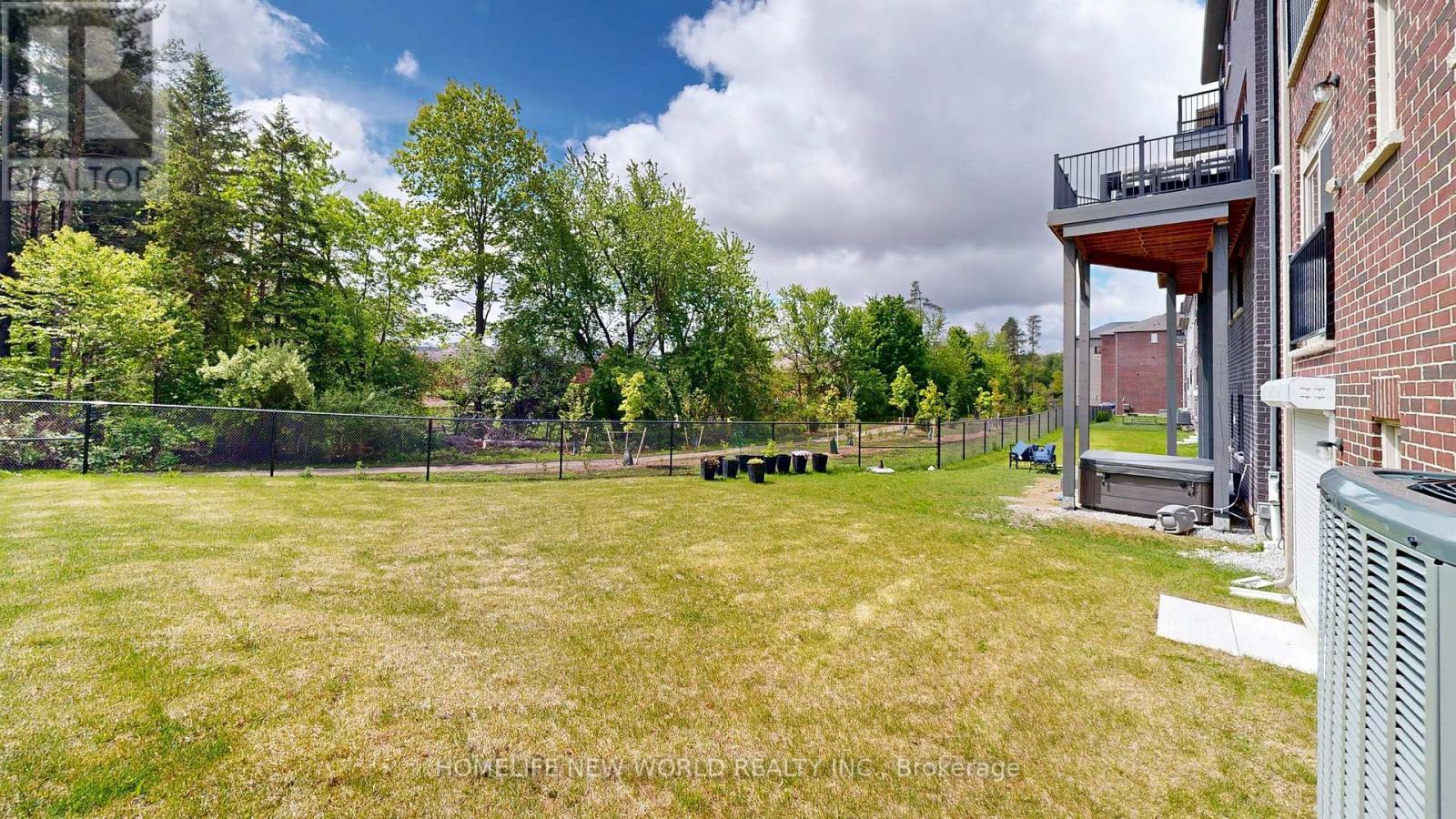 19 Ahchie Court, Vaughan, ON - Outdoor