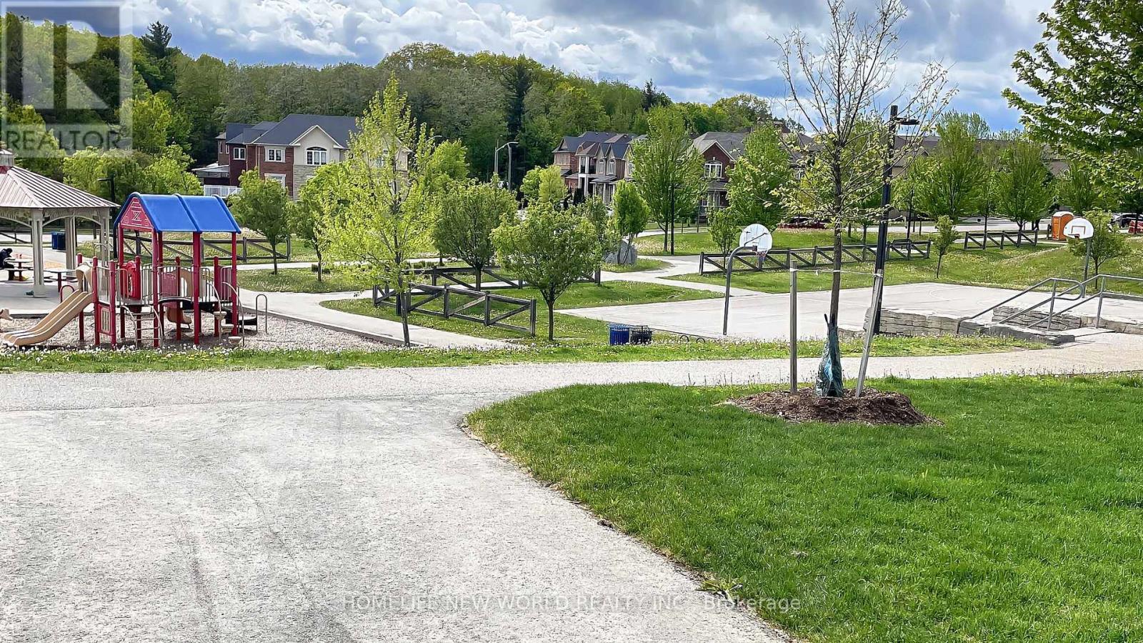 19 Ahchie Court, Vaughan, ON - Outdoor With View