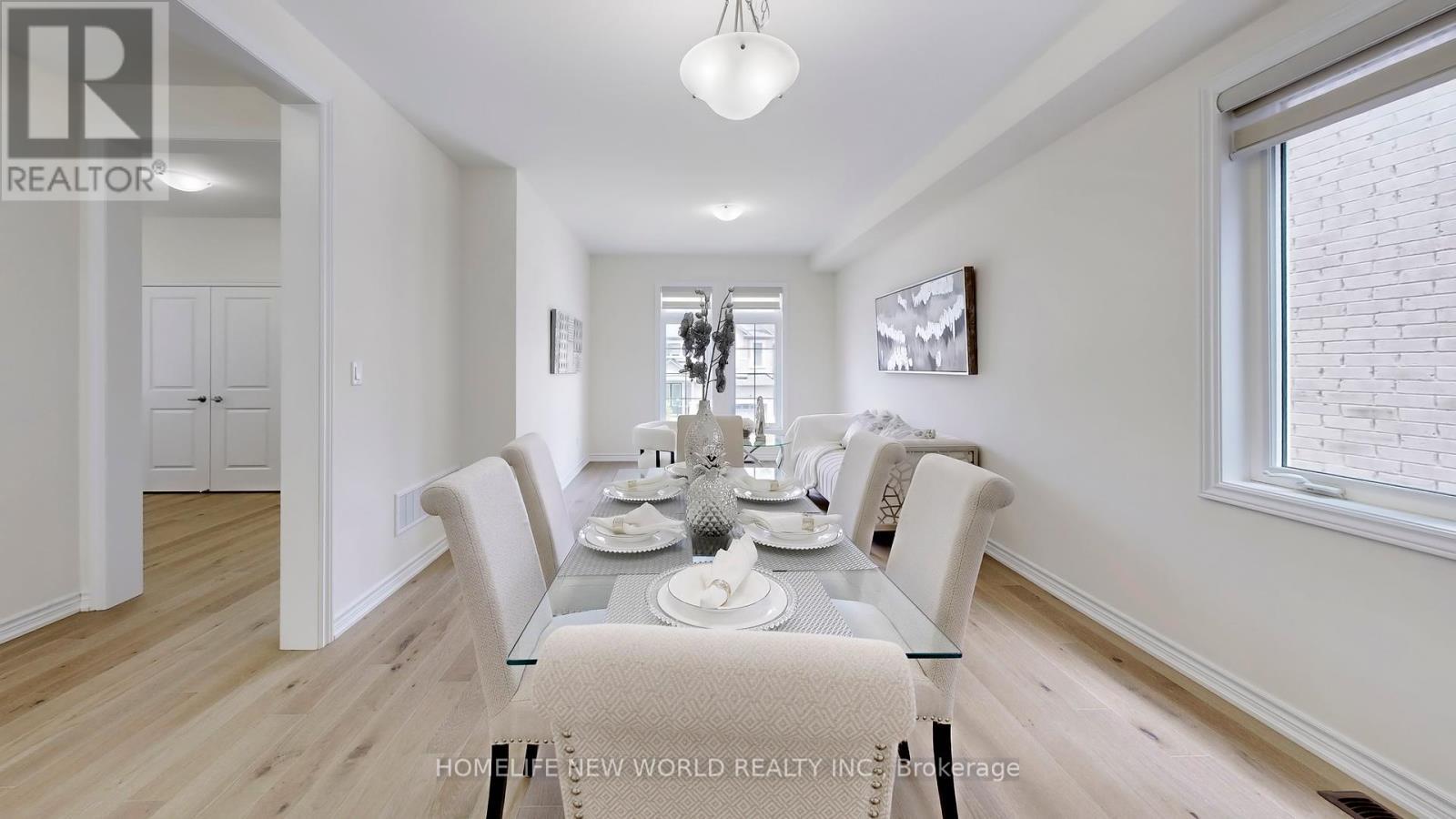 19 Ahchie Court, Vaughan, ON - Indoor Photo Showing Dining Room