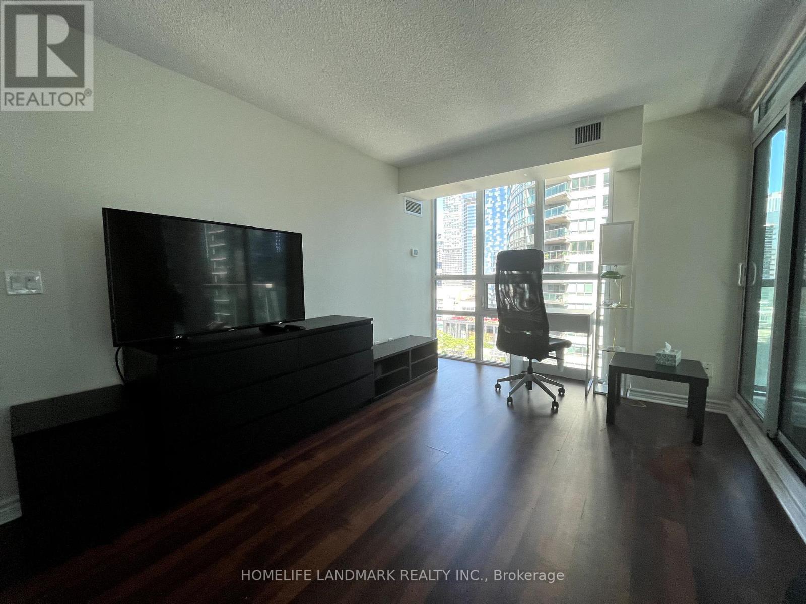 1706 - 19 Grand Trunk Crescent, Toronto, ON - Indoor Photo Showing Other Room