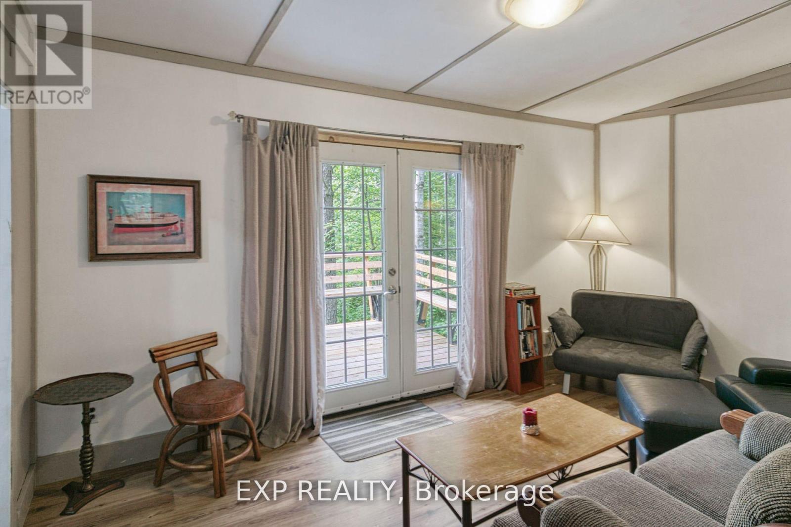 Cabin - 725 Lochhead Drive, Greater Sudbury, ON