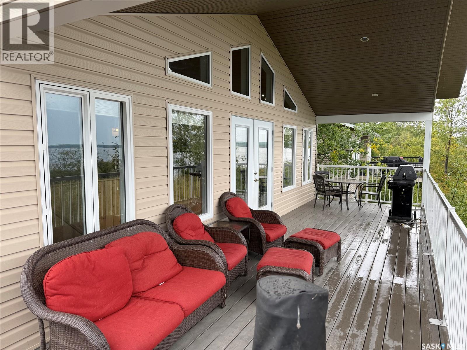 319 Ravine Road, Big Shell, SK - Indoor Photo Showing Living Room