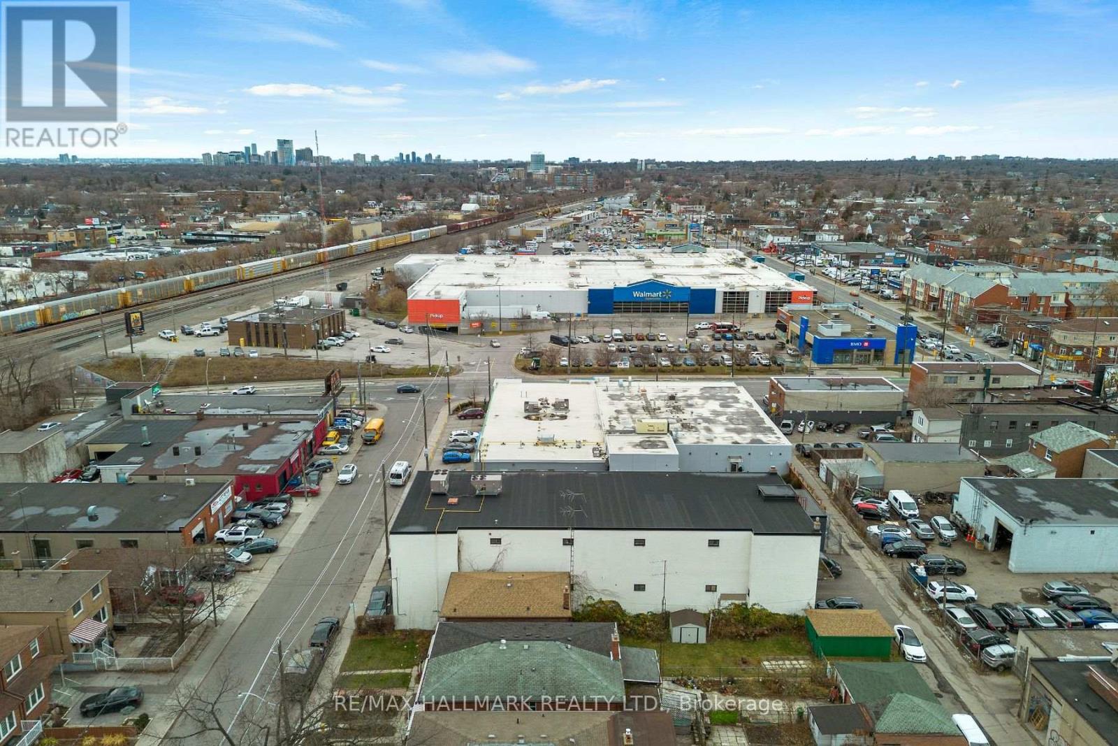 346-348 Ryding Avenue, Toronto, ON