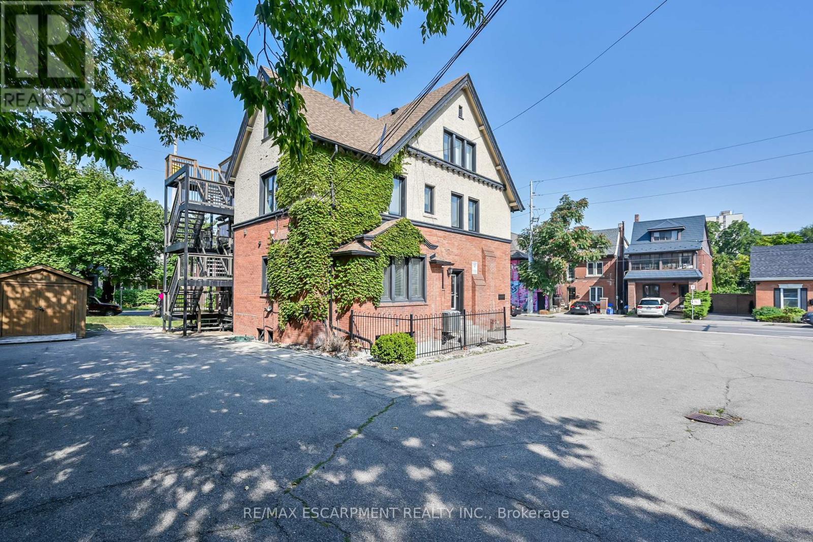 235 Queen Street S, Hamilton, ON