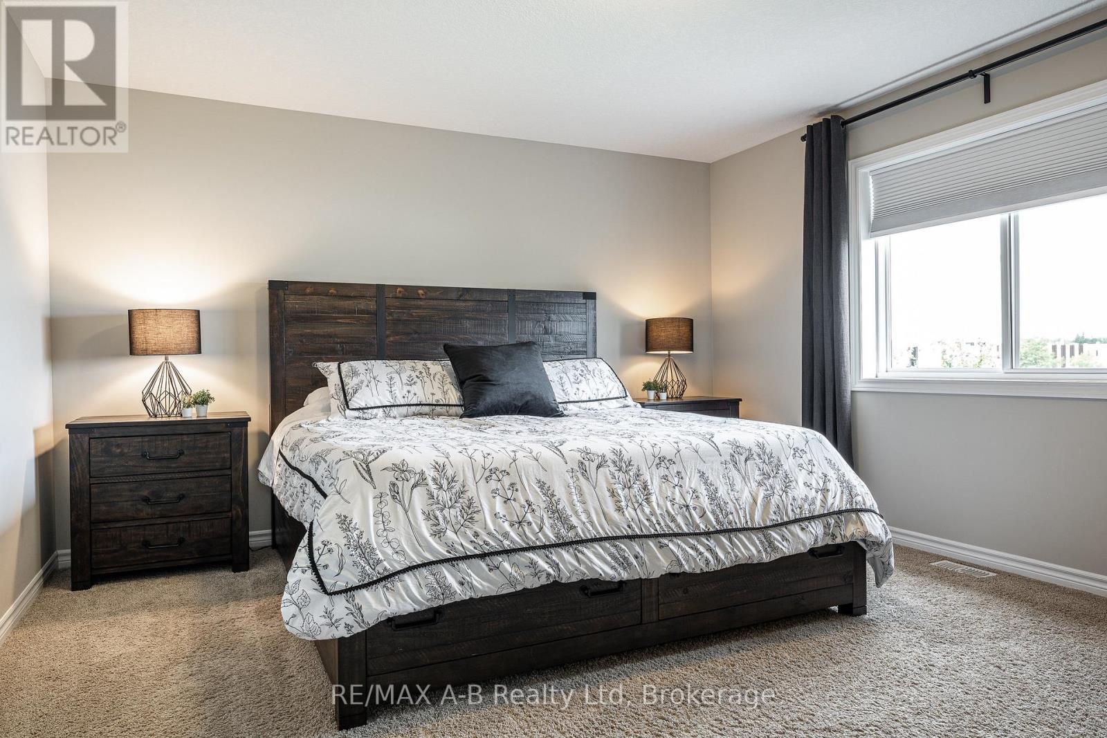 Primary Bedroom - 500 Forman Avenue, Stratford, ON - Indoor Photo Showing Bedroom