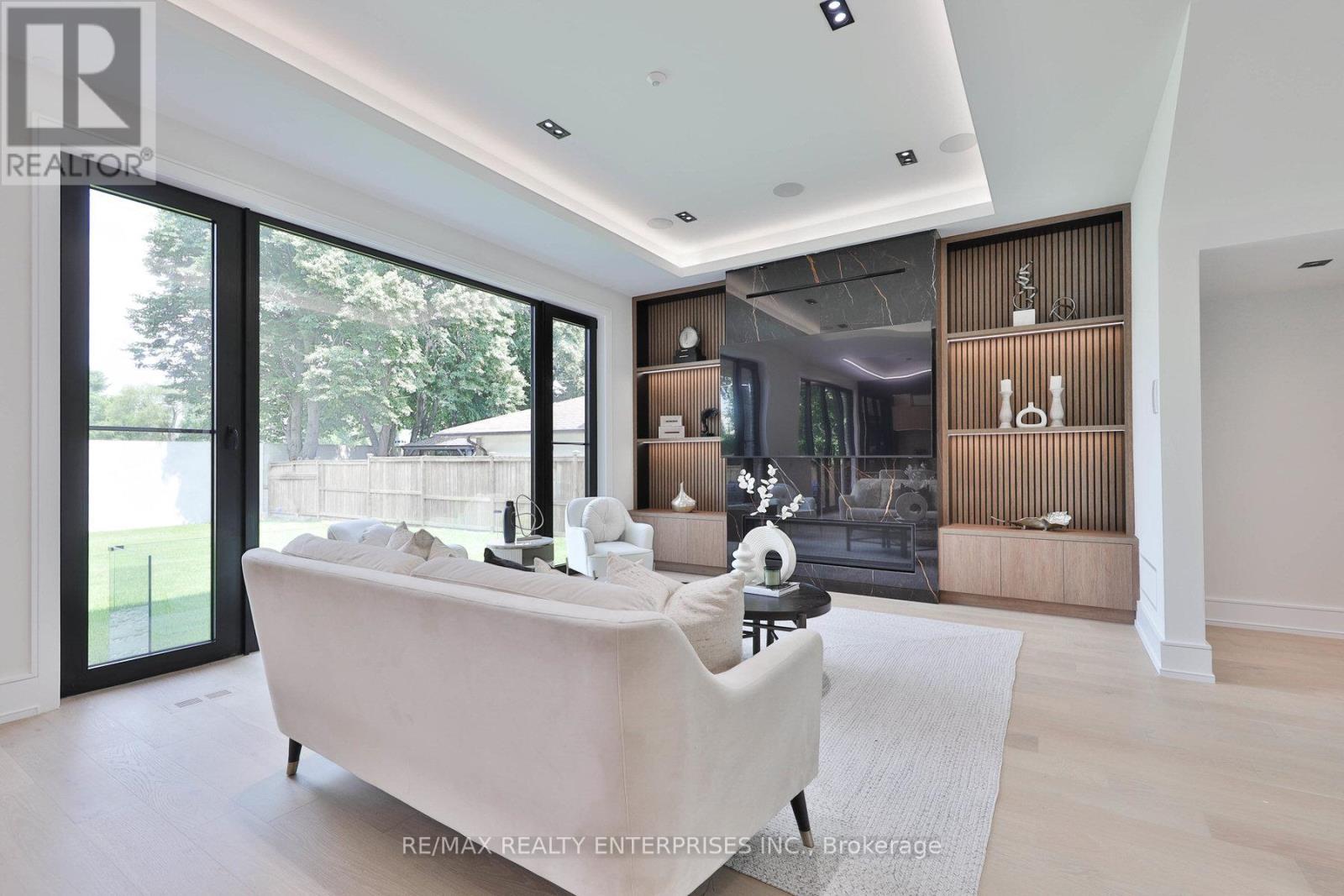 1349 Melton Drive, Mississauga, ON - Indoor