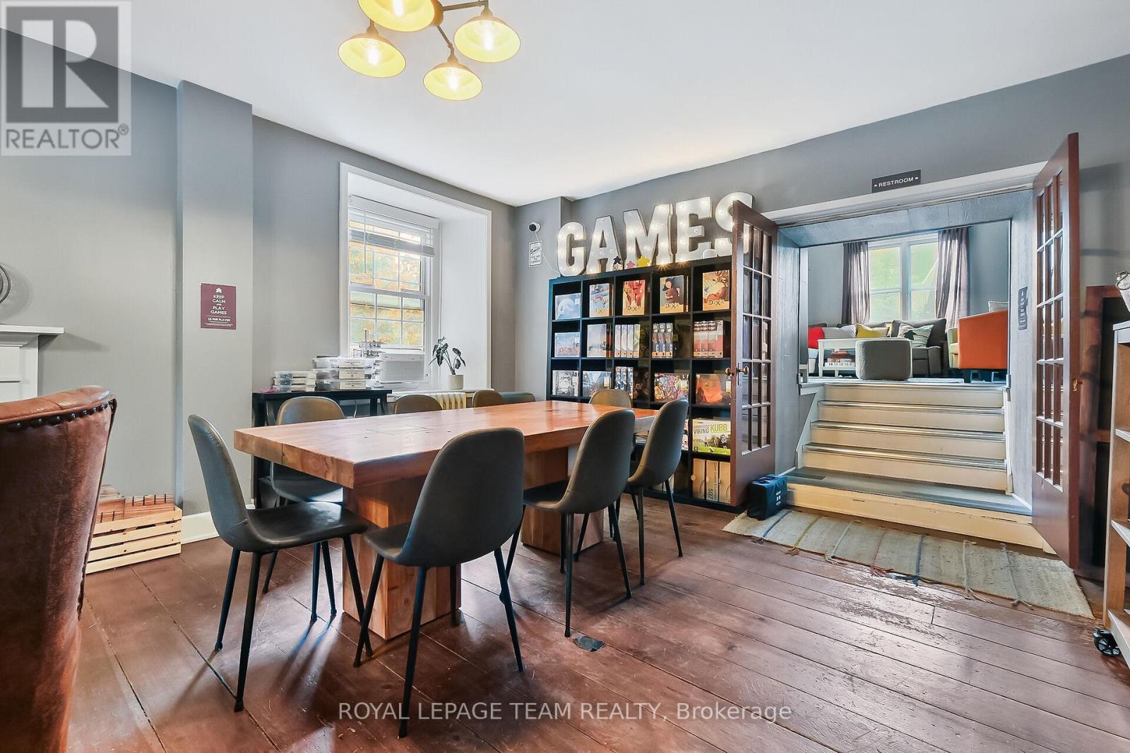 6 Spencer Street S, Edwardsburgh/Cardinal, ON - Indoor Photo Showing Dining Room