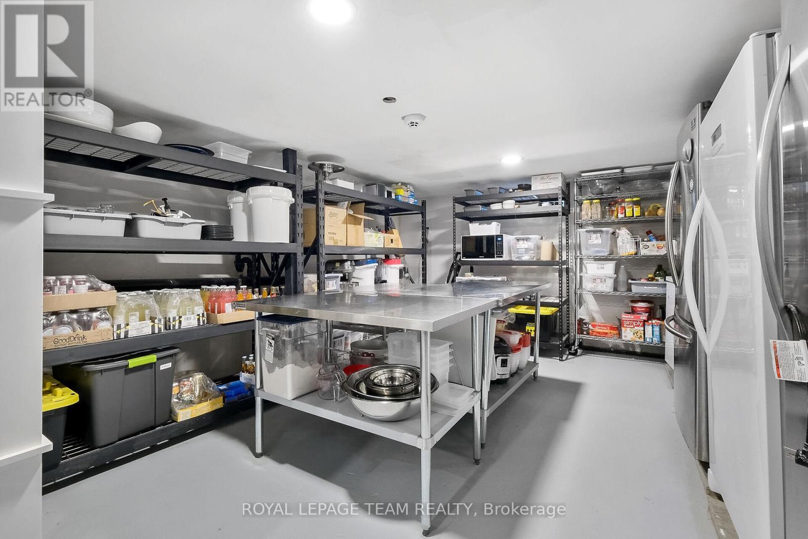 6 Spencer Street S, Edwardsburgh/Cardinal, ON - Indoor