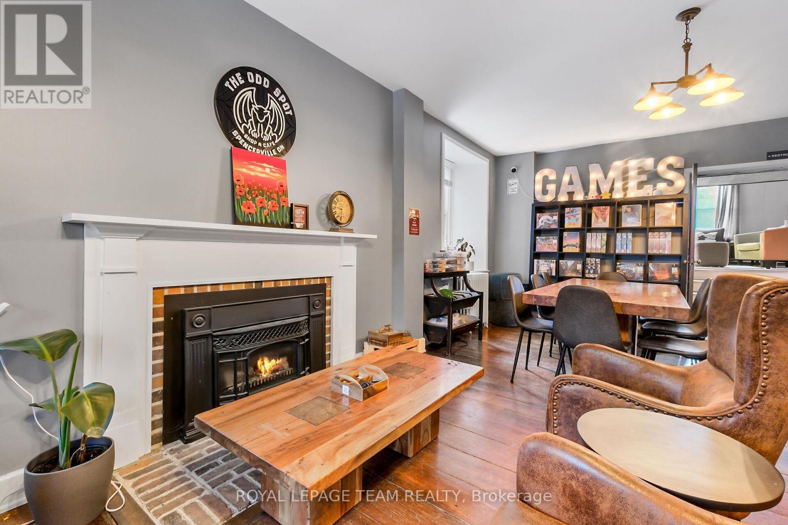 Photo when building had business on the main level - 6 Spencer Street, Edwardsburgh/Cardinal, ON