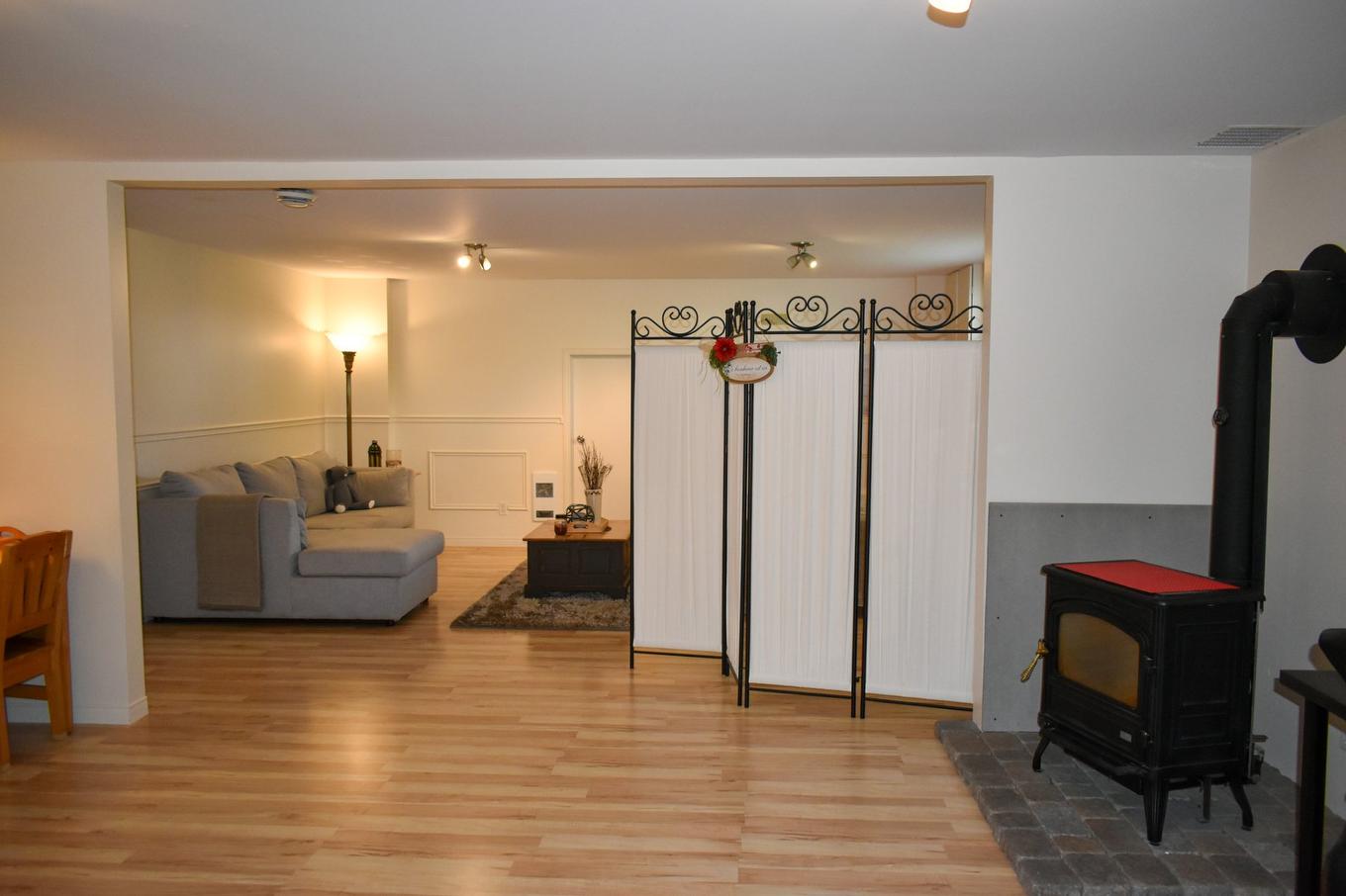 Salle familiale - 1485 Rue De La Pierre-De-Lune, Drummondville, QC - Indoor Photo Showing Other Room