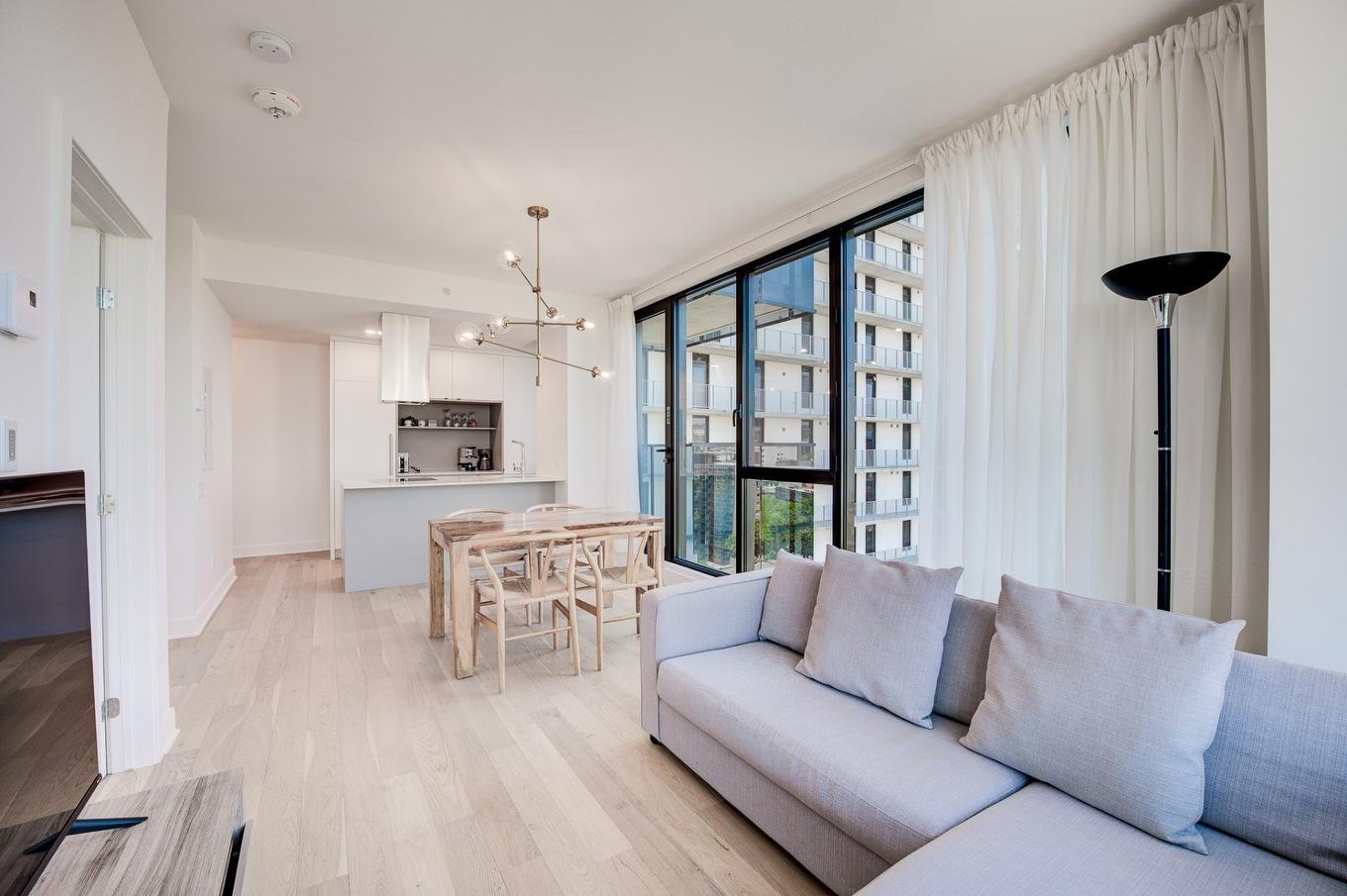 Living room - 1316-1 Boul. De Maisonneuve O., Montréal (Ville-Marie), QC - Indoor Photo Showing Living Room