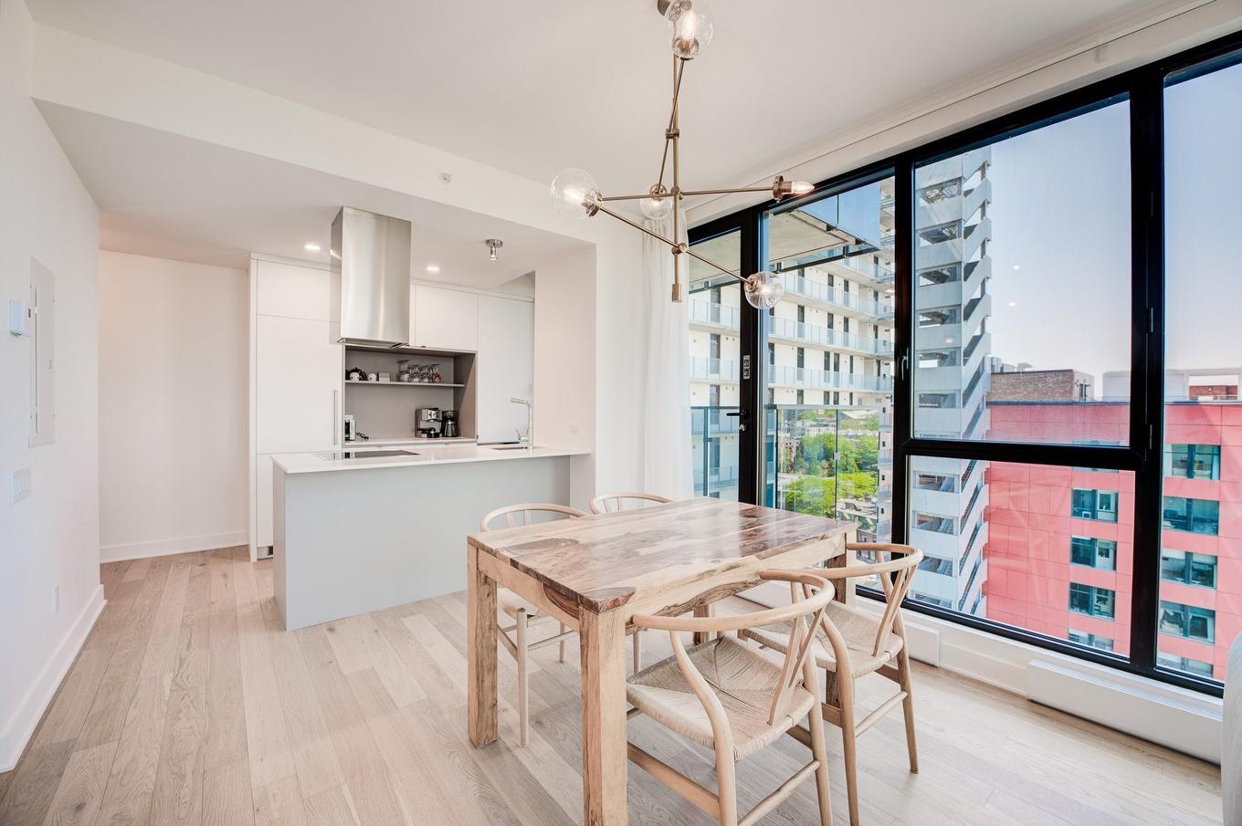 Dining room - 1316-1 Boul. De Maisonneuve O., Montréal (Ville-Marie), QC - Indoor