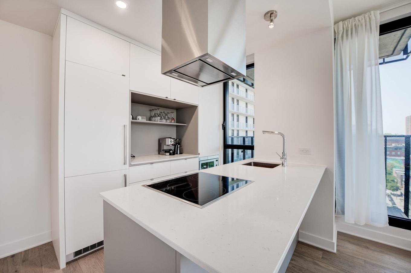 Kitchen - 1316-1 Boul. De Maisonneuve O., Montréal (Ville-Marie), QC - Indoor