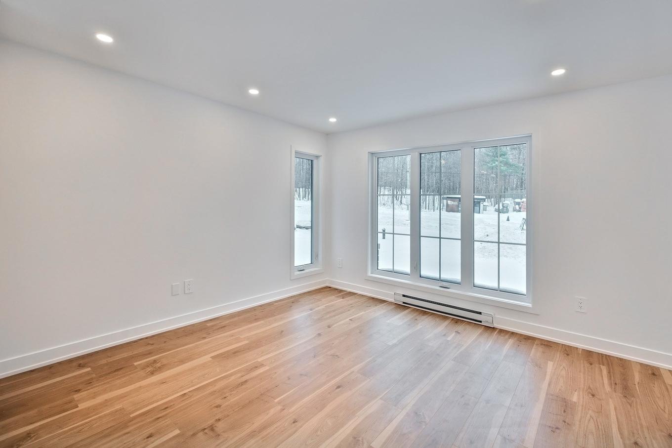 Living room - 15B Ch. Crouch, Val-Des-Monts, QC - Indoor Photo Showing Other Room