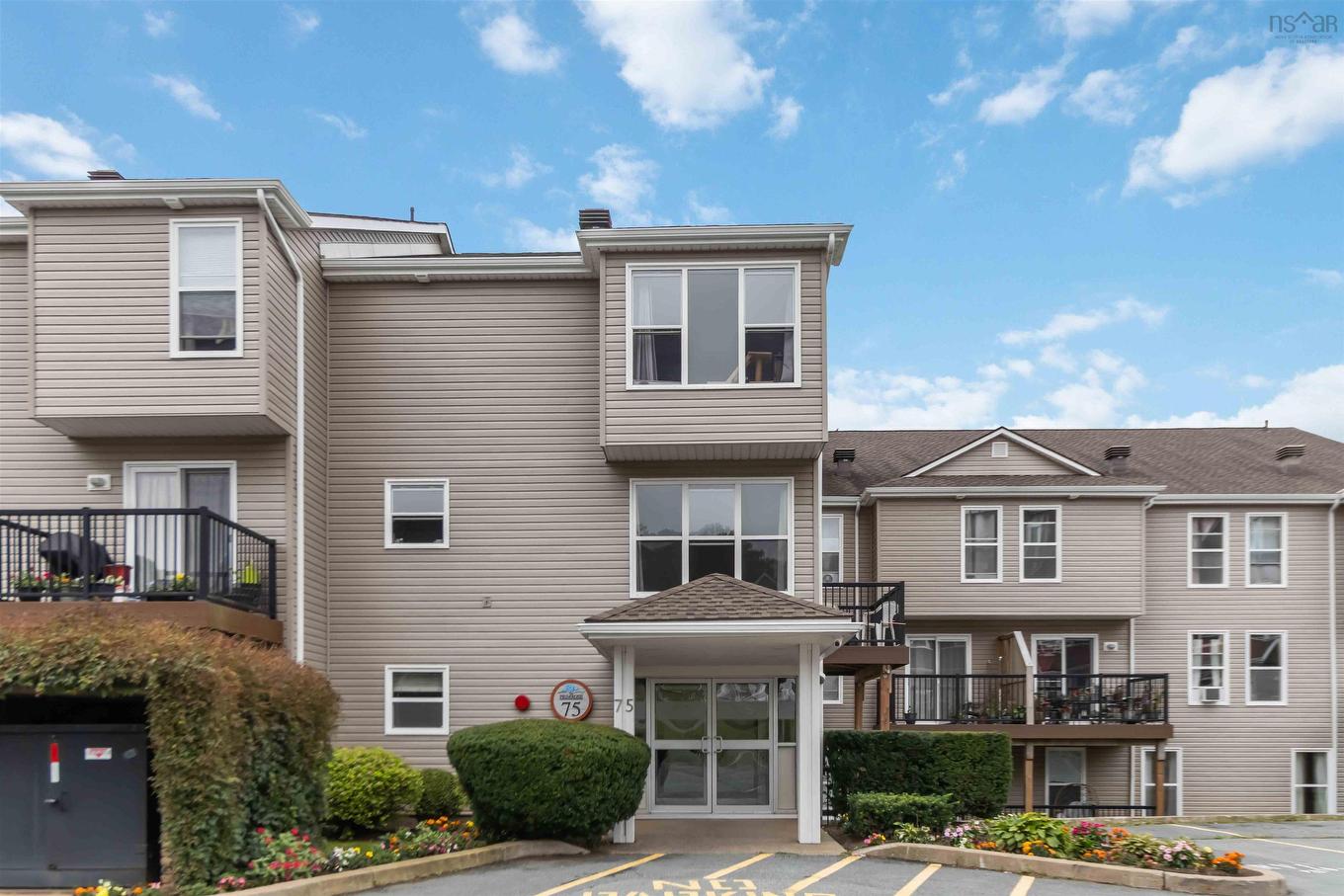 119 75 Collins Grove, Dartmouth, NS