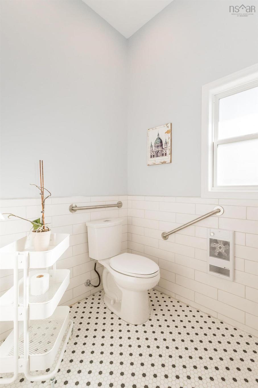 17 Mckenna Street, Bridgetown, NS